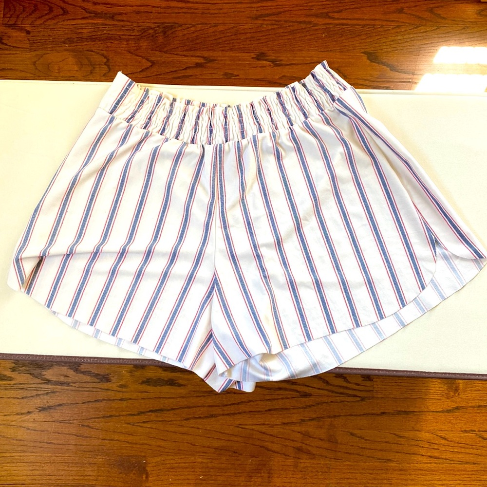 MNG Basics Shorts